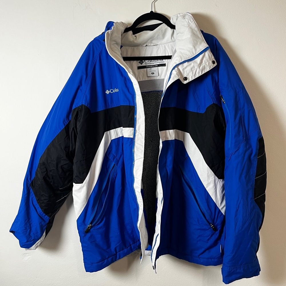 Columbia Men's Blue, Black, and White Ski Jacket